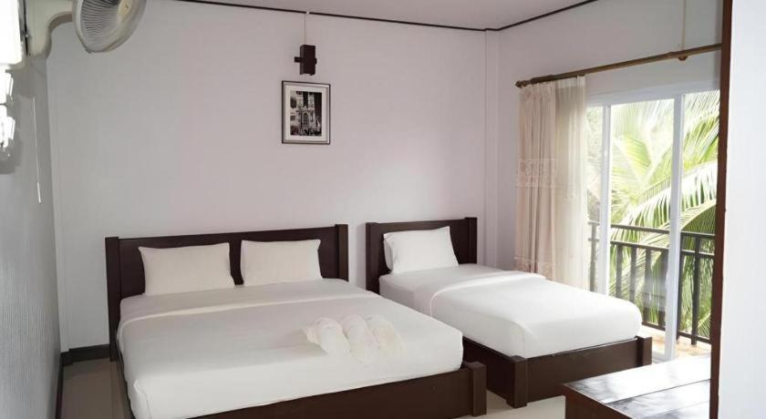 Phou Ang Kham 2 Hotel Vang Vieng Exterior photo
